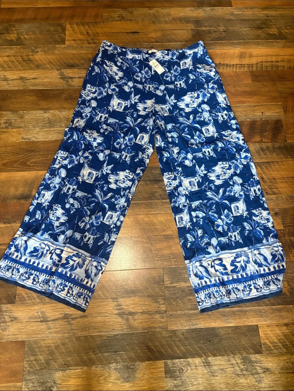 LOFT wide-leg pants  linen blend in a 